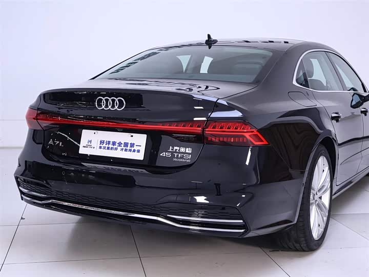 Audi A7L 2024 2024款 45 TFSI quattro 奢享型