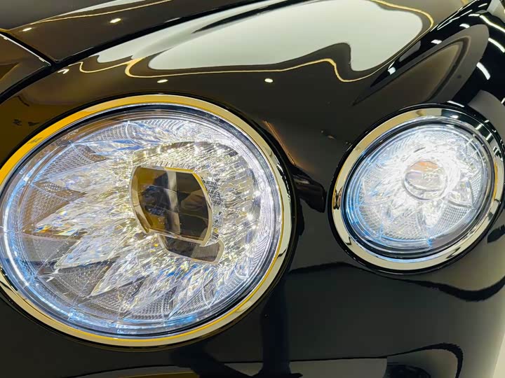 Bentley Flying Spur Hybrid 2022 2022款 2.9T V6 Hybrid