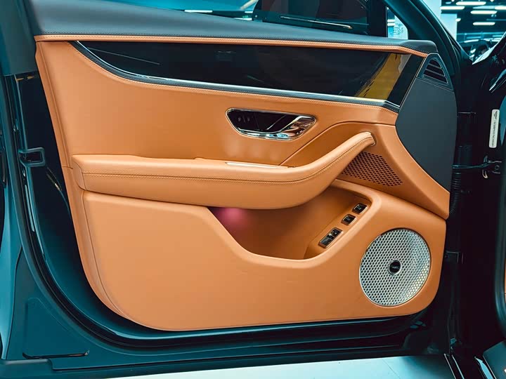 Bentley Flying Spur Hybrid 2022 2022款 2.9T V6 Hybrid