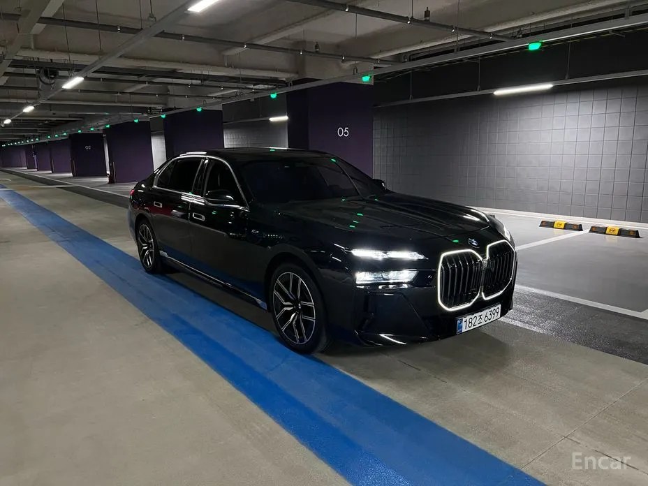 BMW 7 Series 2022 740d xDrive M Sport