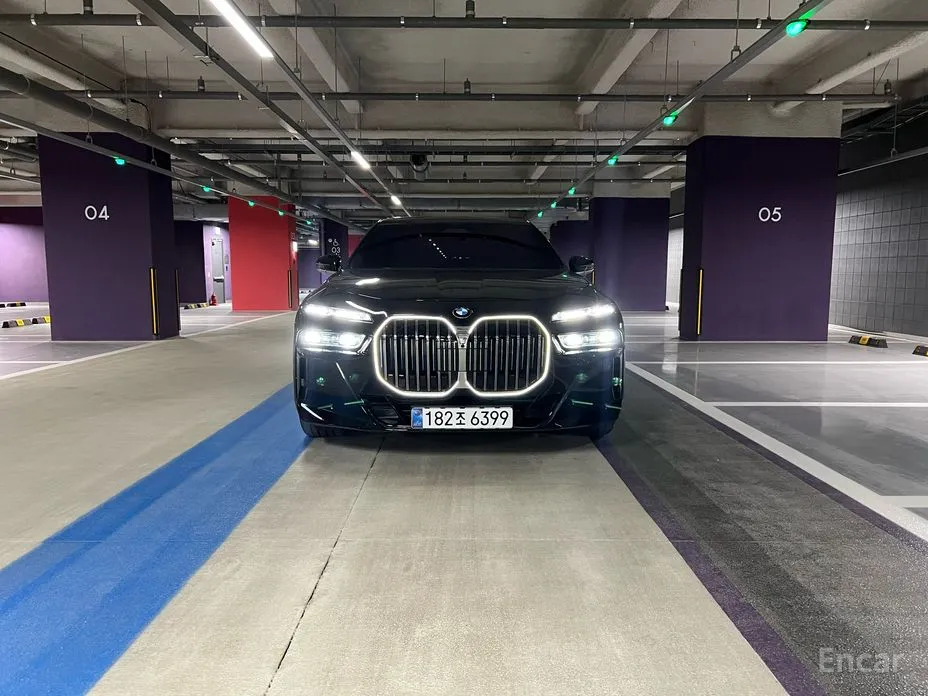 BMW 7 Series 2022 740d xDrive M Sport