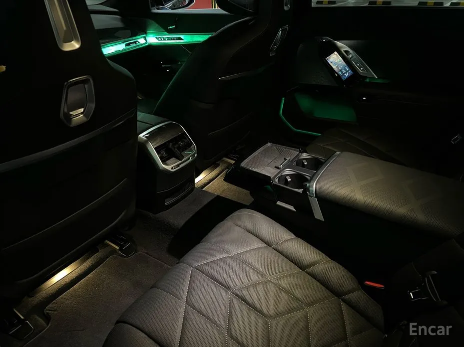 BMW 7 Series 2022 740d xDrive M Sport