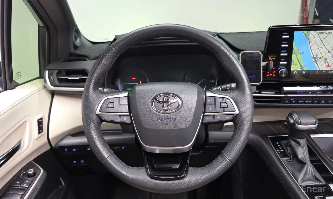 Toyota Sienna 2020 2.5 Hybrid 2WD