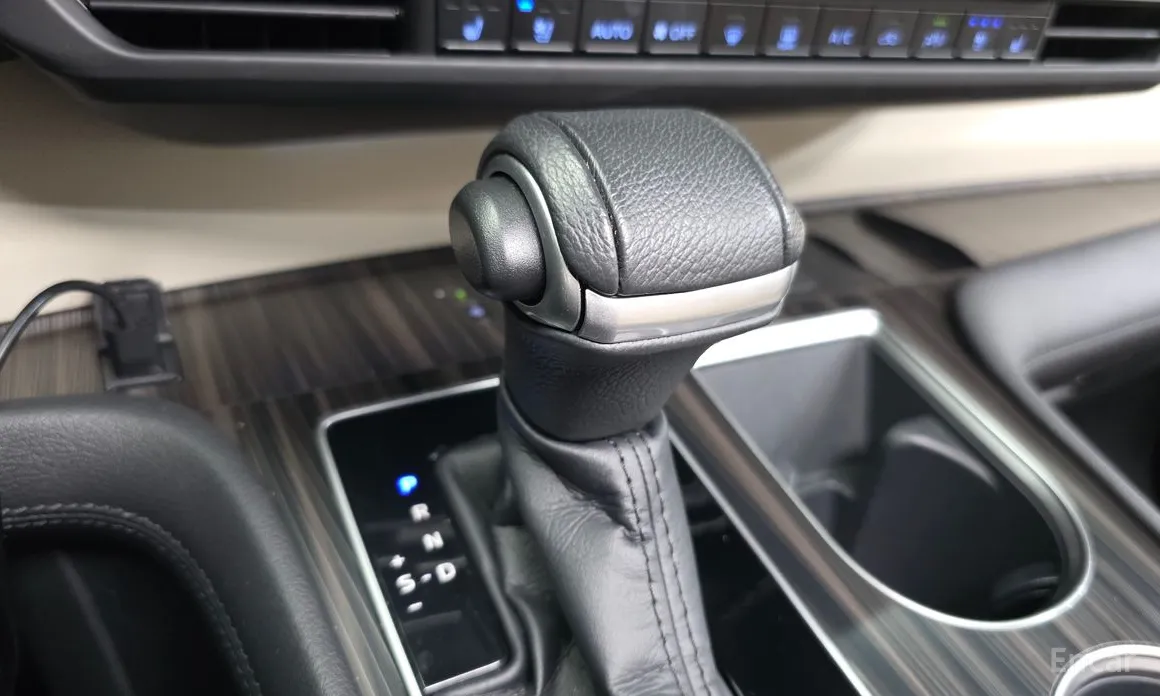 Toyota Sienna 2020 2.5 Hybrid 2WD