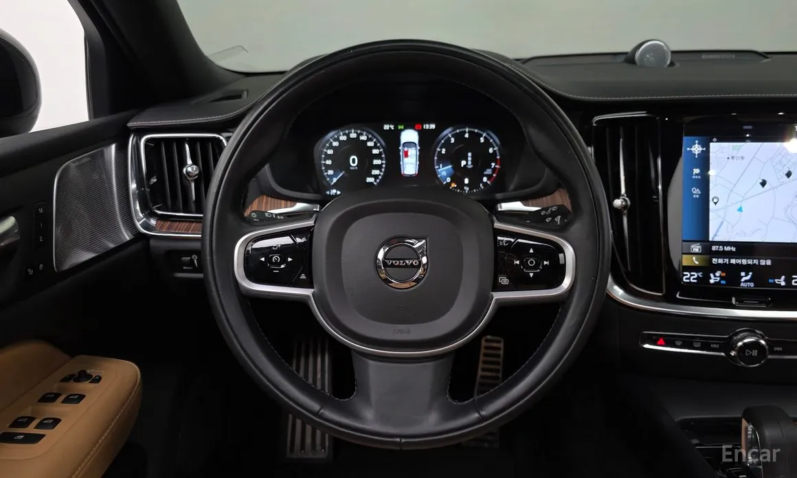 Volvo V60 2019 B5 Pro AWD