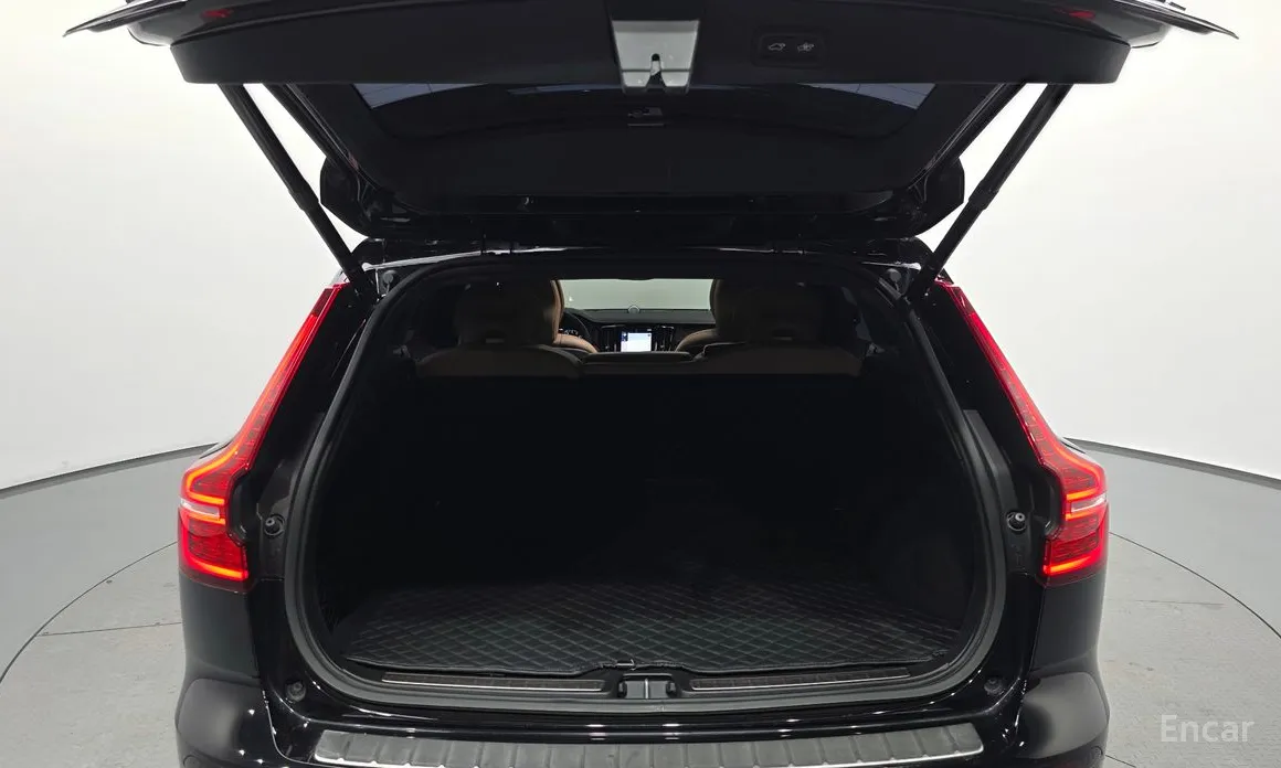 Volvo V60 2019 B5 Pro AWD