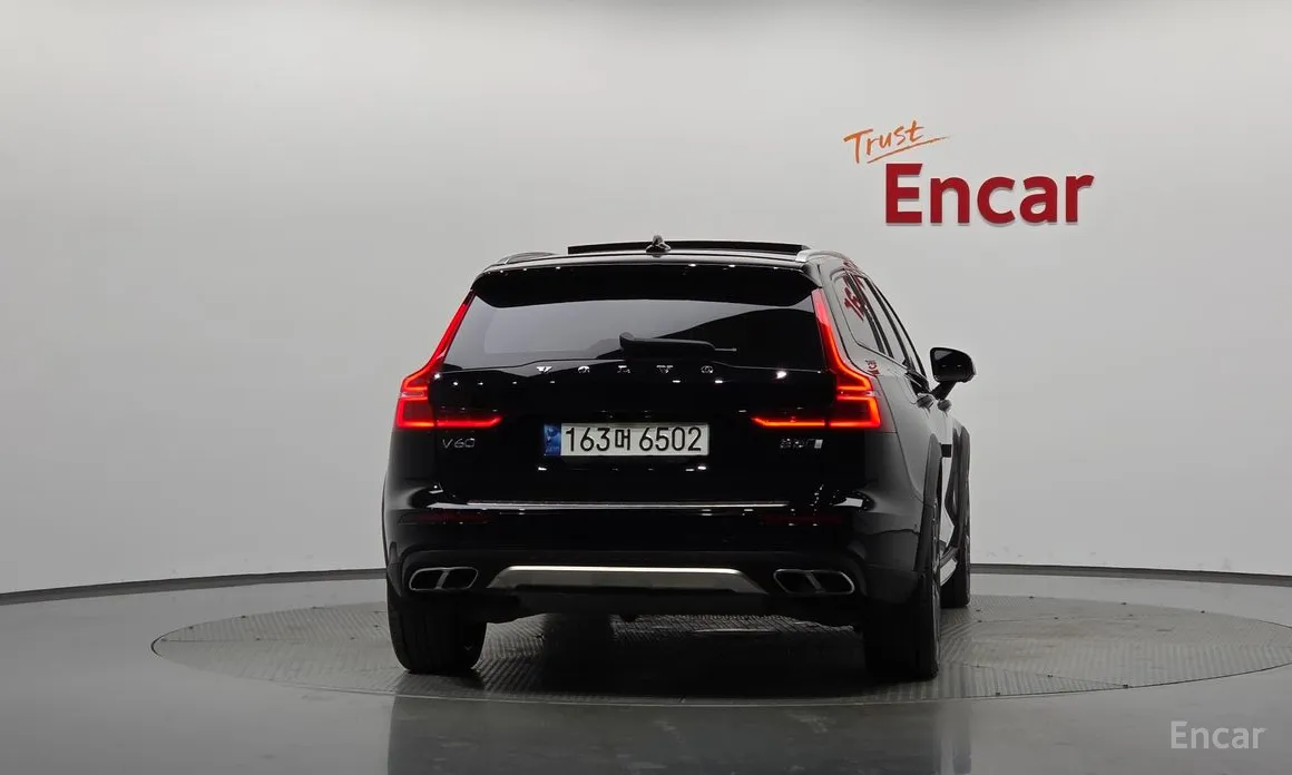 Volvo V60 2019 B5 Pro AWD
