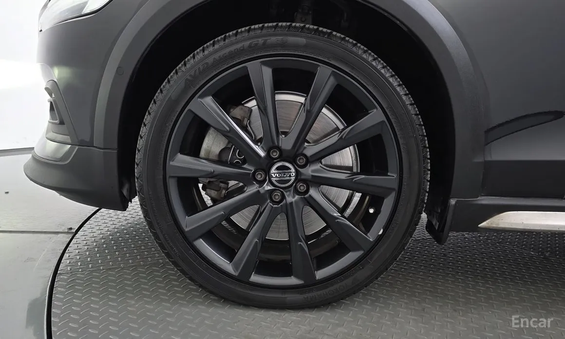 Volvo V60 2019 B5 Pro AWD