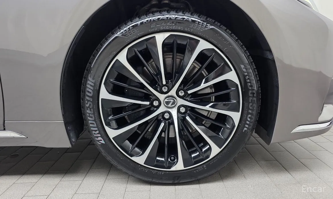 Lexus LS 2017 3.5 Luxury AWD