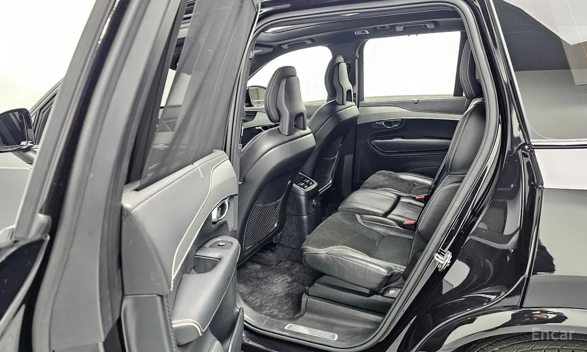 Volvo XC90 2016 T8 R-Design Hybrid