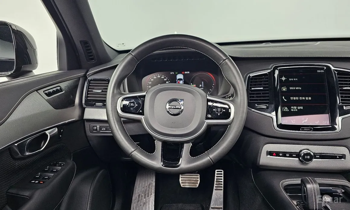 Volvo XC90 2016 T8 R-Design Hybrid