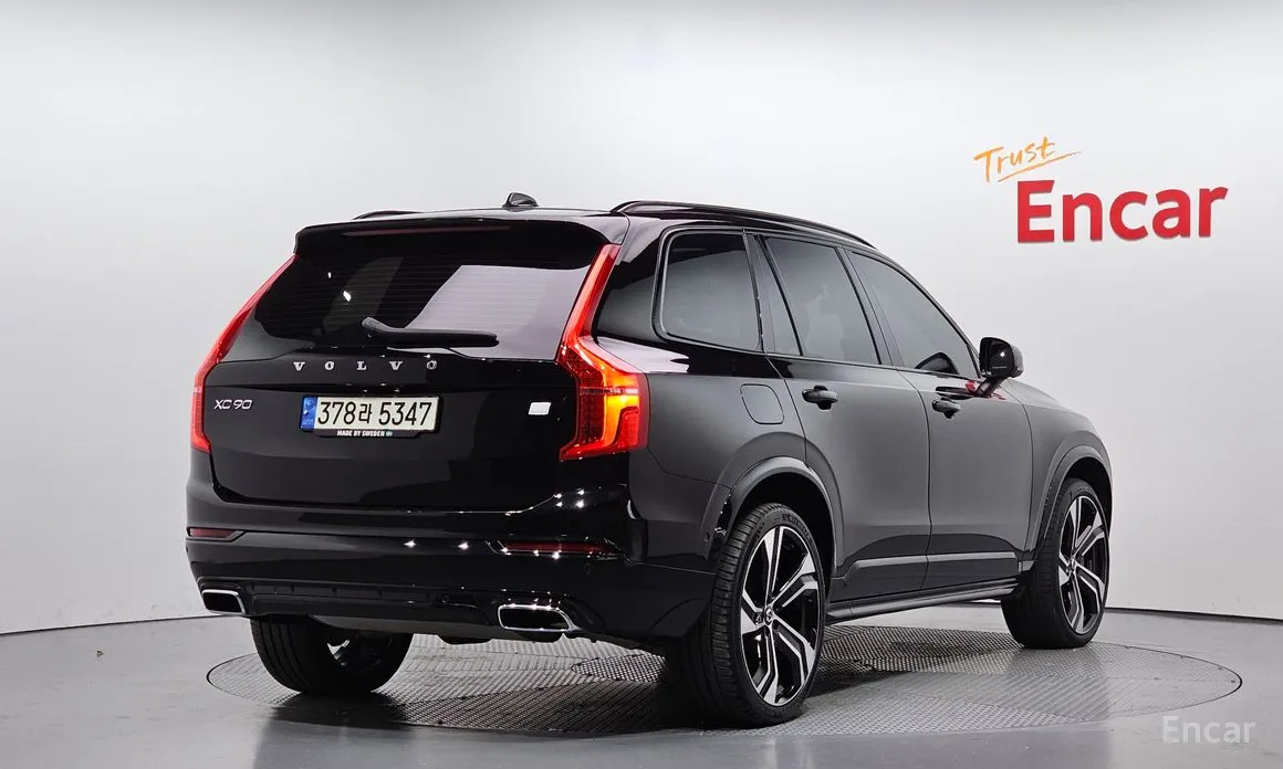 Volvo XC90 2016 T8 R-Design Hybrid