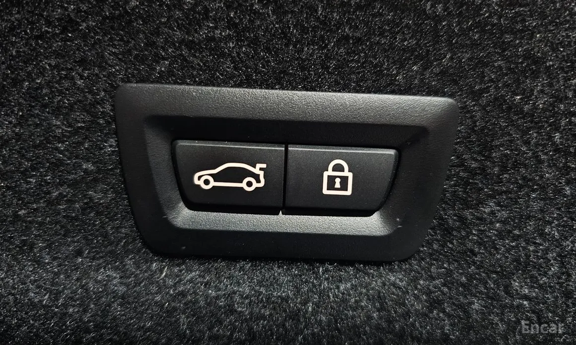 BMW 3 Series 2019 320i M Sport