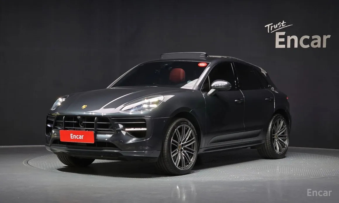 2014 Porsche Macan