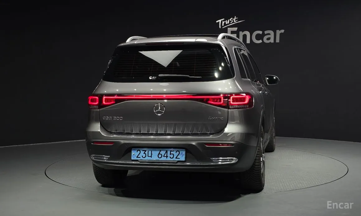 2022 Mercedes-Benz EQB