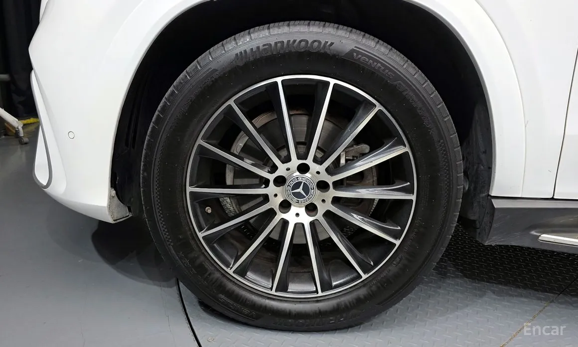 Mercedes-Benz GLE-Class 2019 GLE300d 4MATIC