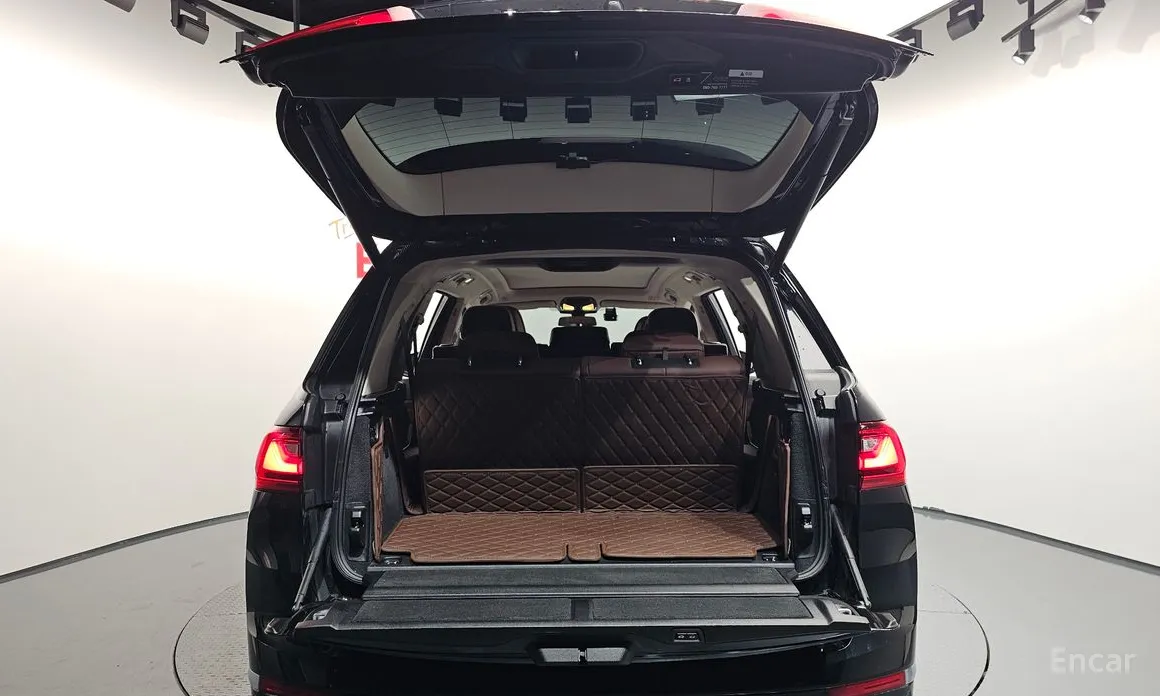 BMW X7 2019 xDrive 40d Design Pure Excellence 7-Seater