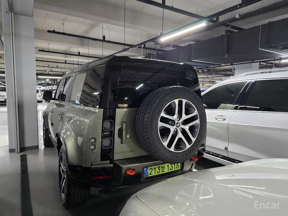 Land Rover Defender 2020 110 P400 X