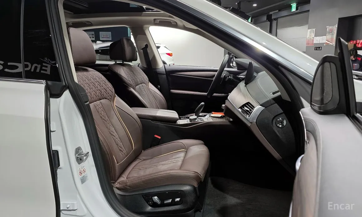 BMW Gran Turismo 2017 630i xDrive Luxury