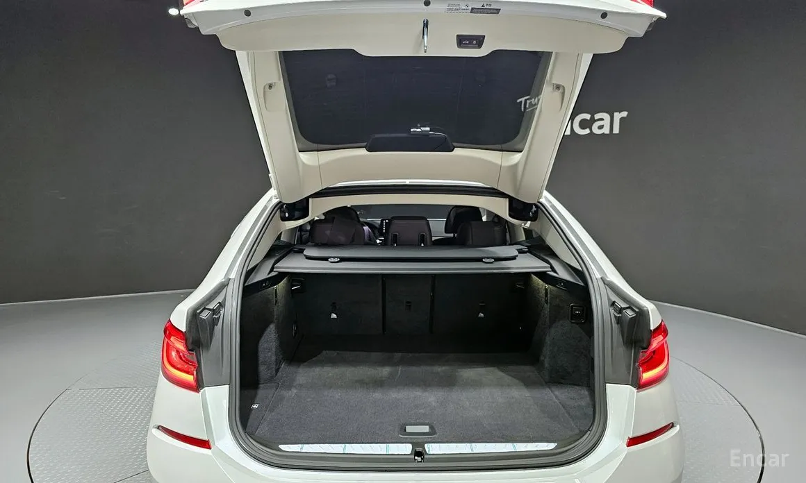 BMW Gran Turismo 2017 630i xDrive Luxury