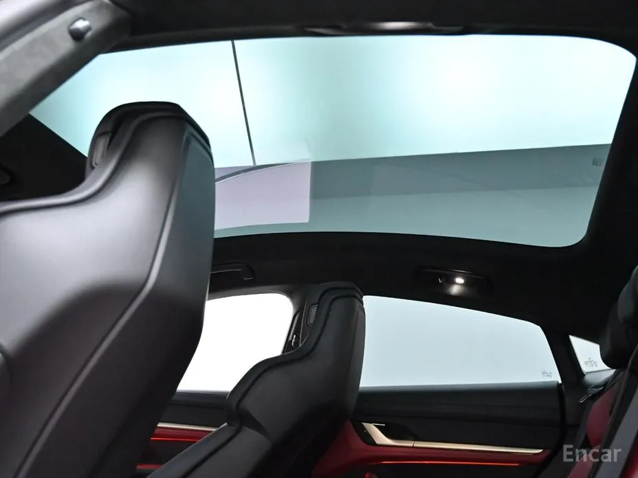 Porsche Taycan 2020 Turbo