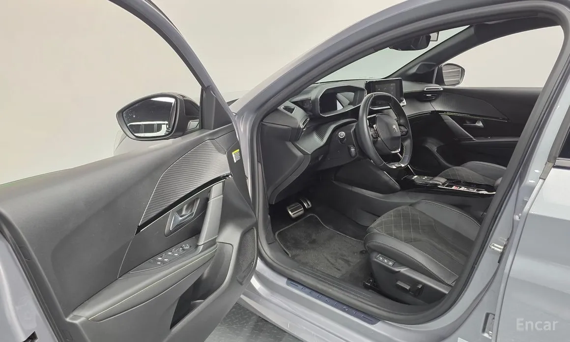 Peugeot 208 2020 GT