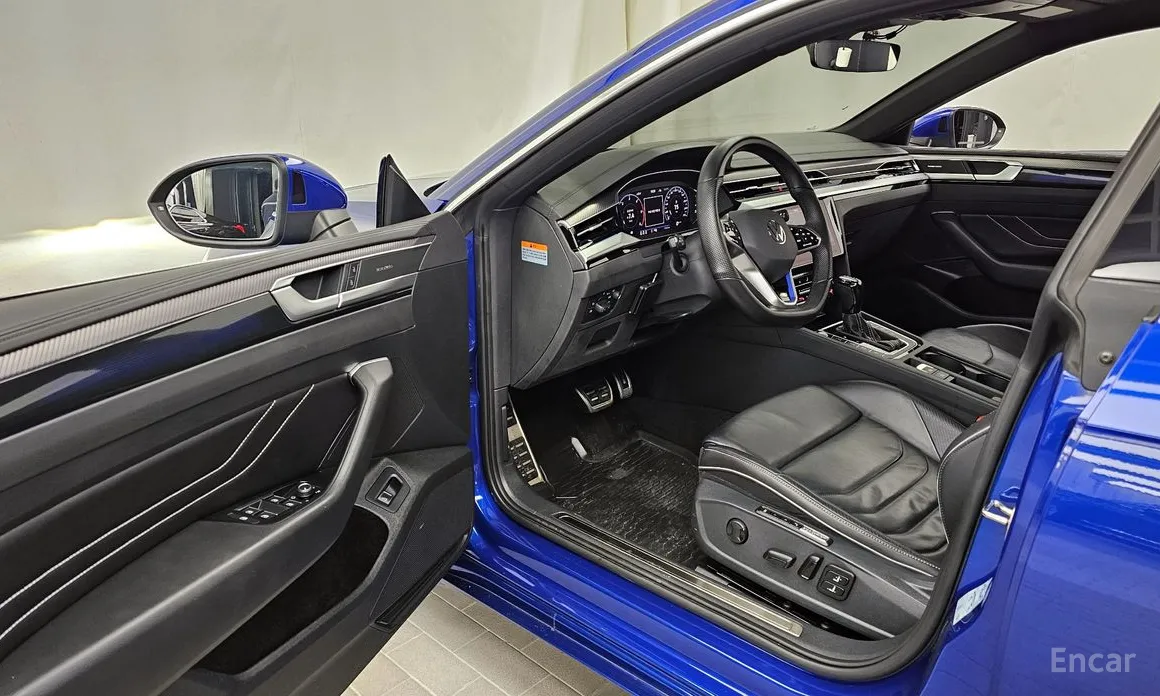 Volkswagen Arteon 2018 2.0 TDI R-LIINE 4Motion