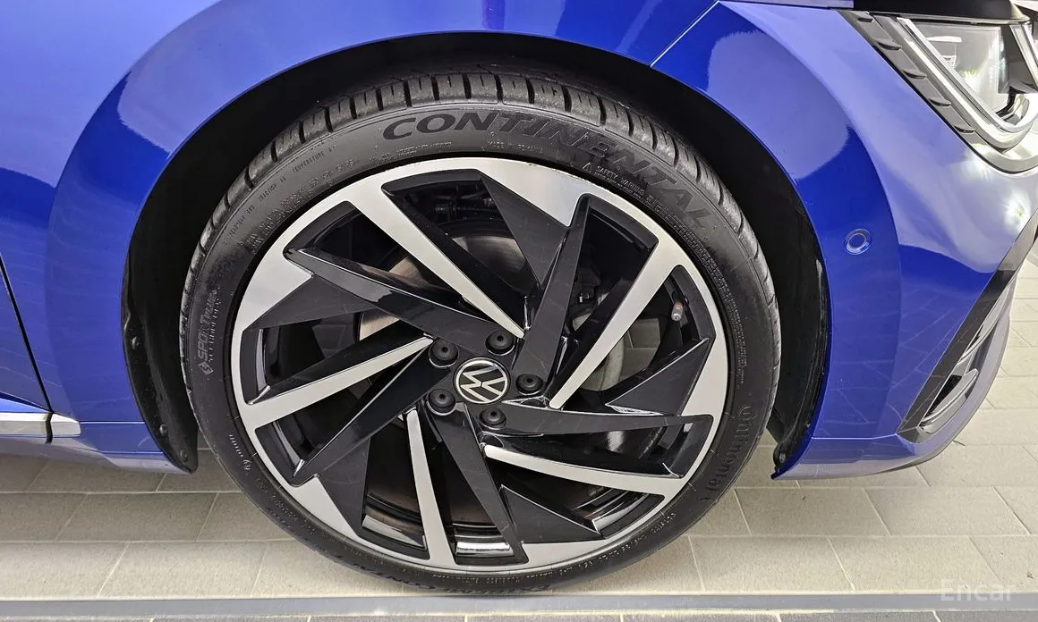 Volkswagen Arteon 2018 2.0 TDI R-LIINE 4Motion