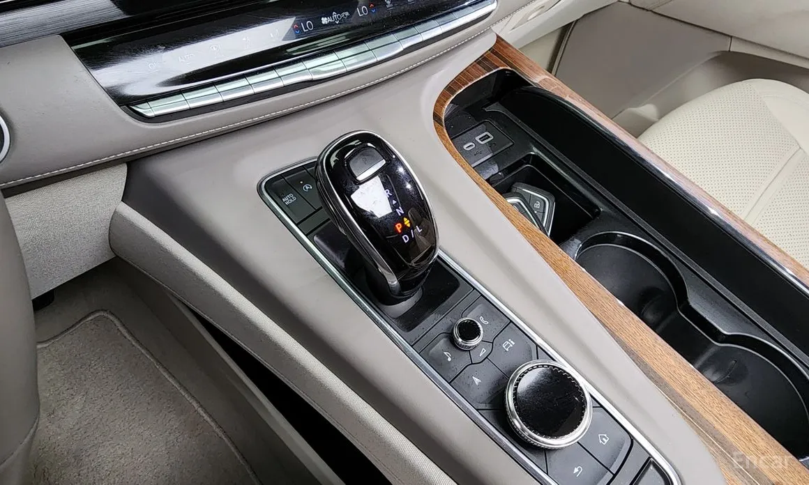 Cadillac Escalade 2021 6.2