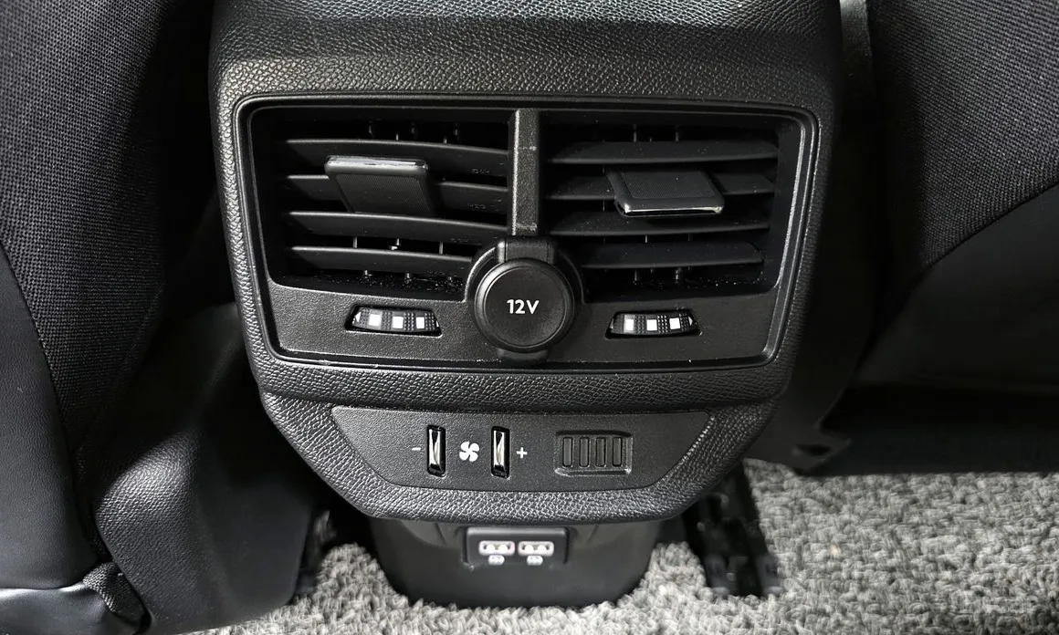 Peugeot 5008 2017 1.5 BlueHDi GT