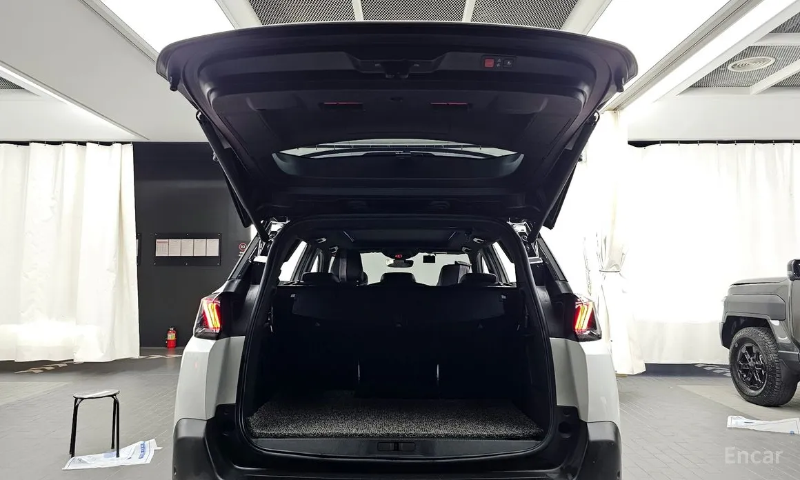 Peugeot 5008 2017 1.5 BlueHDi GT