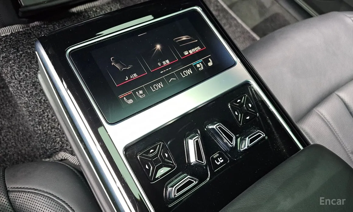 Audi A8 2018 55 TFSI Quattro LWB