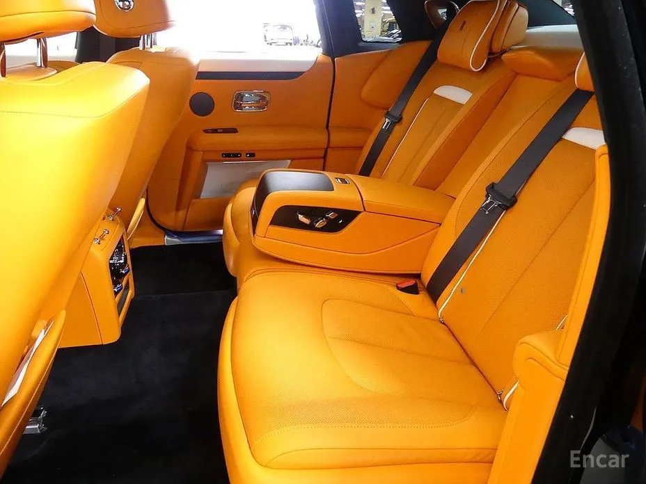 Rolls-Royce Ghost 2020 6.7 V12