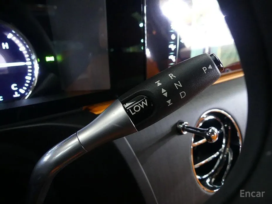 Rolls-Royce Ghost 2020 6.7 V12