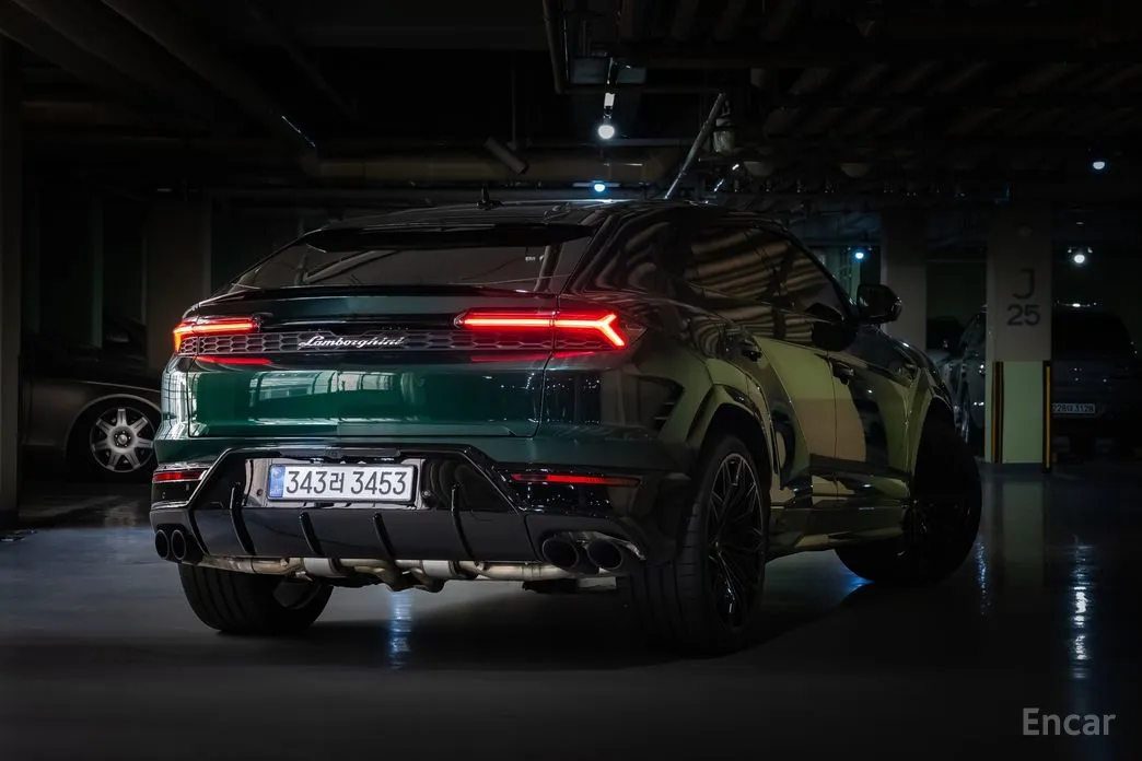 Lamborghini Urus 2018 4.0 V8 SE