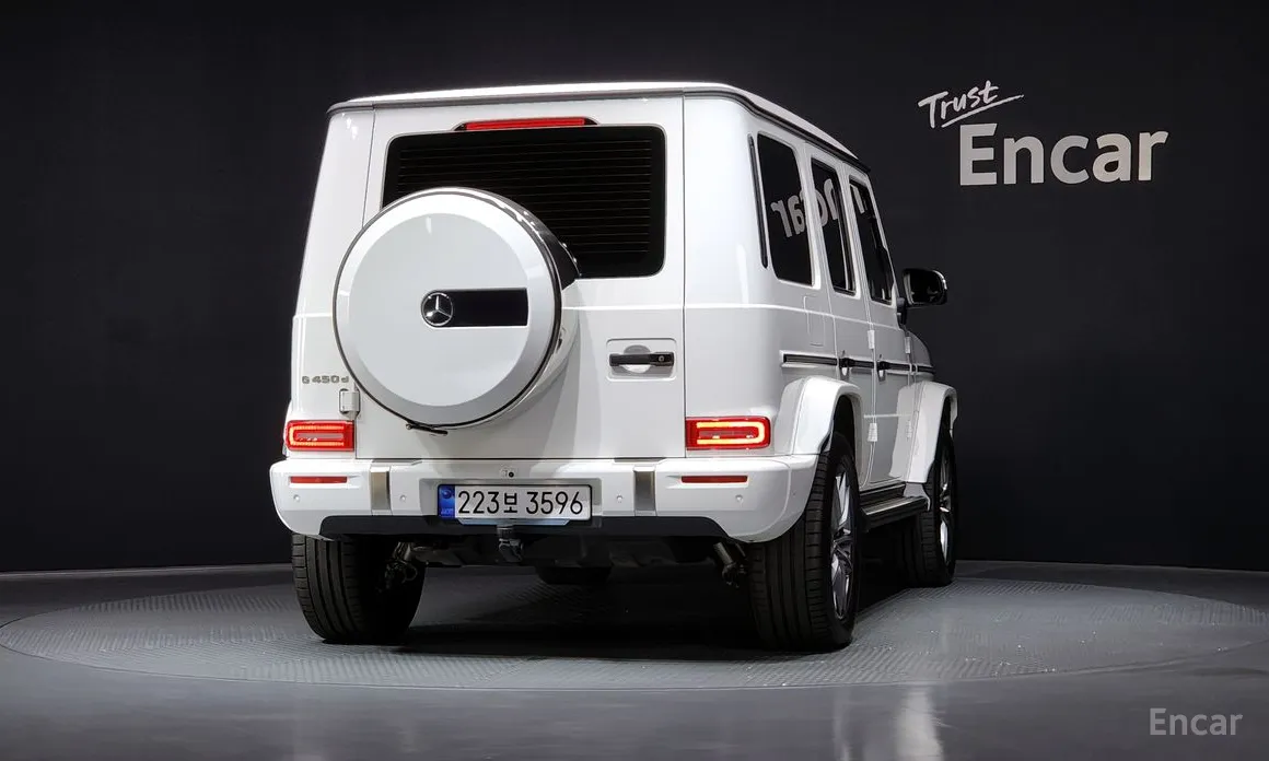 Mercedes-Benz G-Class 2024 G450d