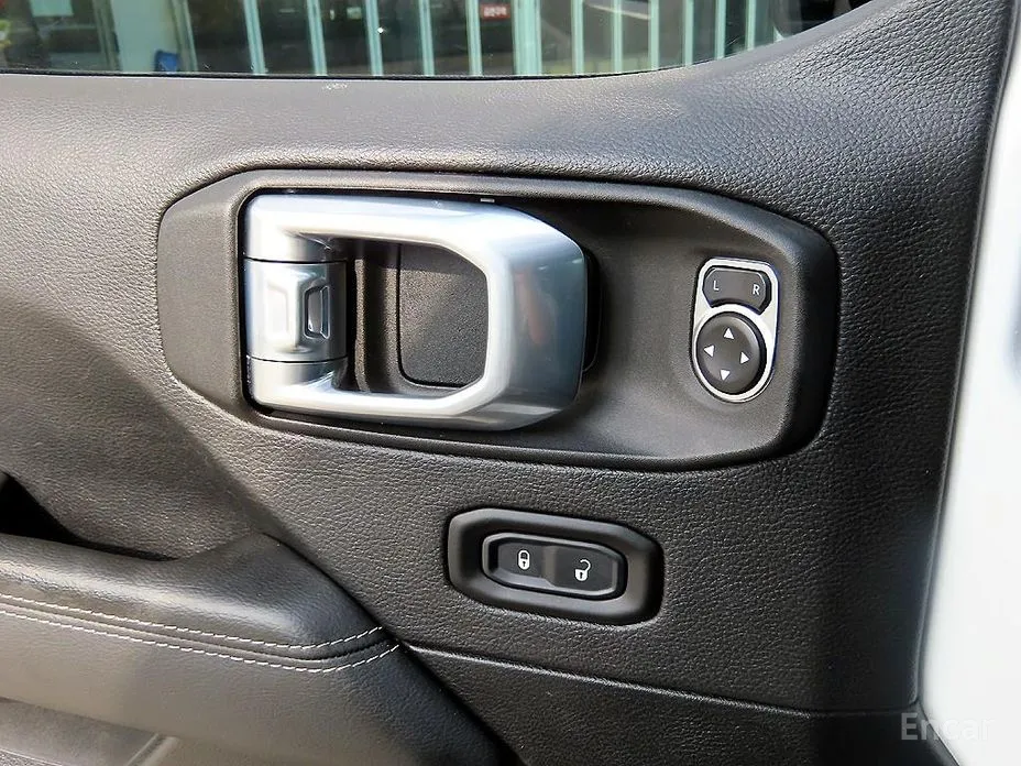 Jeep Wrangler 2018 2.0 Overland 4Door