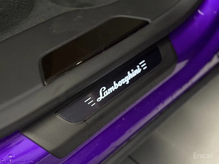 Lamborghini Urus 2018 4.0 V8 SE