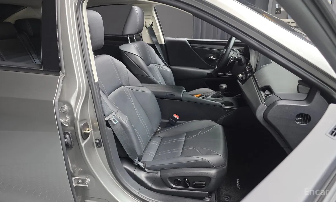 Lexus ES 2018 Executive