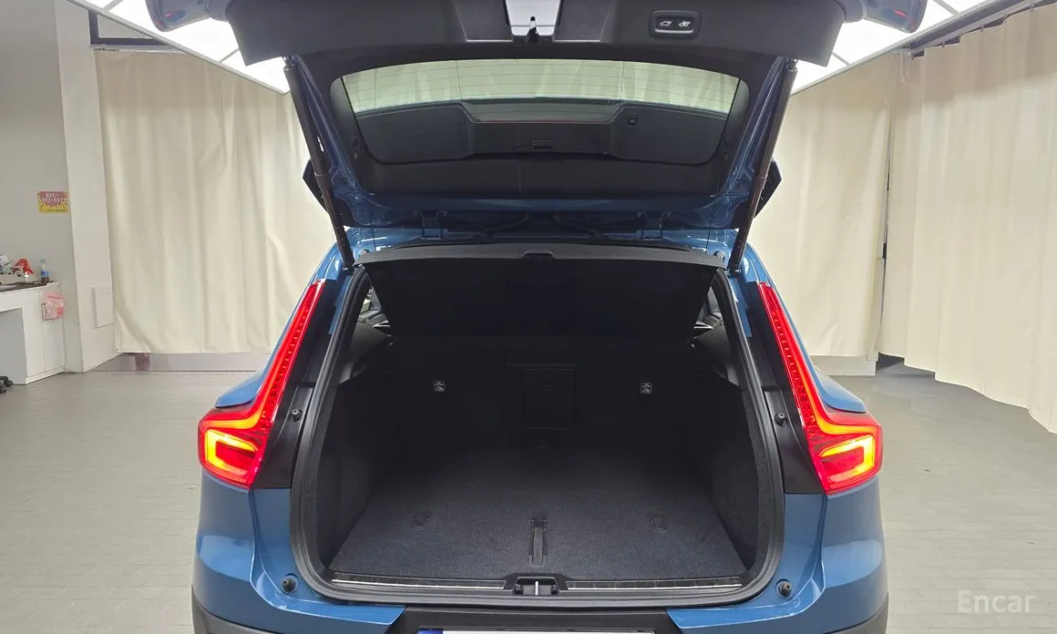 Volvo XC40 2018 B4 Ultimate Bright