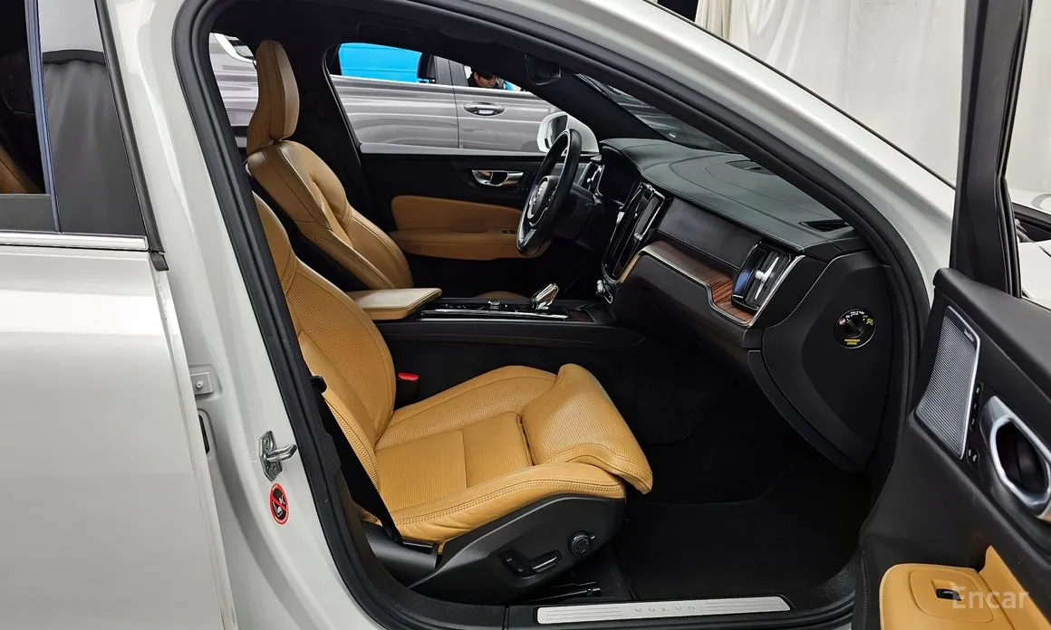 Volvo S60 2019 B5 Inscription
