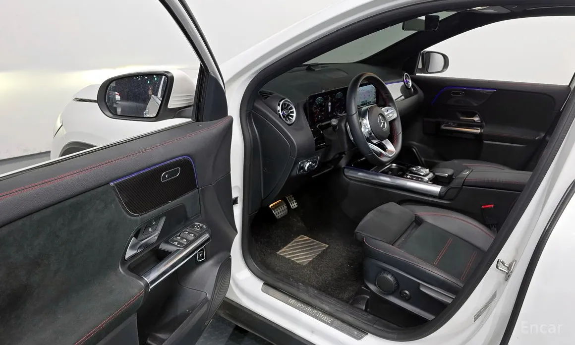 Mercedes-Benz GLA-Class 2020 GLA250 4MATIC