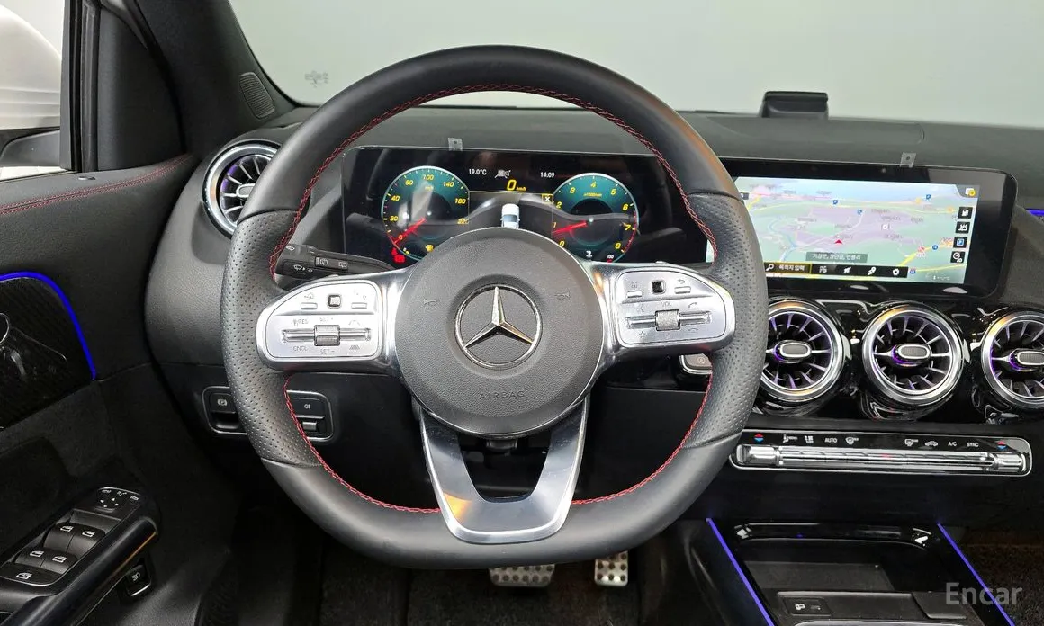 Mercedes-Benz GLA-Class 2020 GLA250 4MATIC