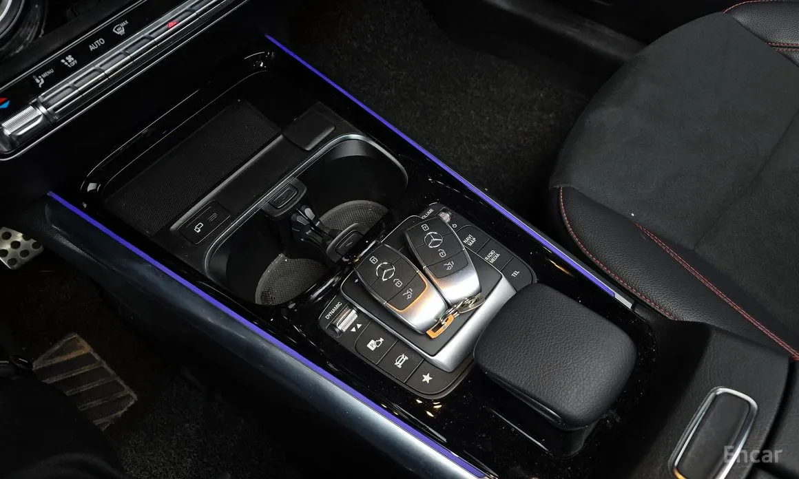 Mercedes-Benz GLA-Class 2020 GLA250 4MATIC