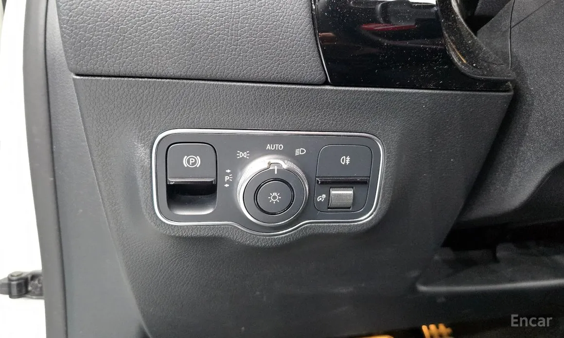 Mercedes-Benz GLA-Class 2020 GLA250 4MATIC