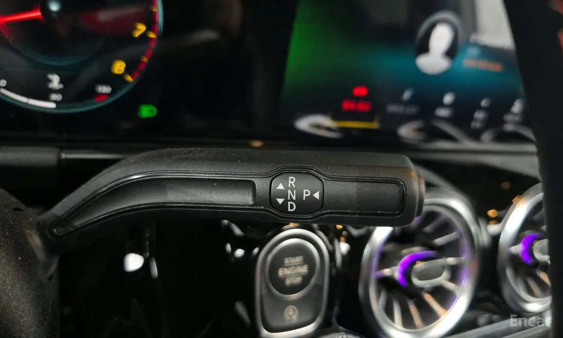 Mercedes-Benz GLA-Class 2020 GLA250 4MATIC