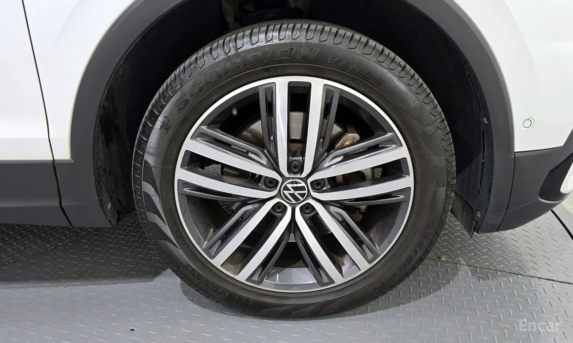 Volkswagen Tiguan 2018 2.0 TSI Prestige