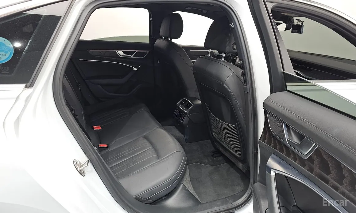 Audi A6 2019 45 TFSI Quattro Premium