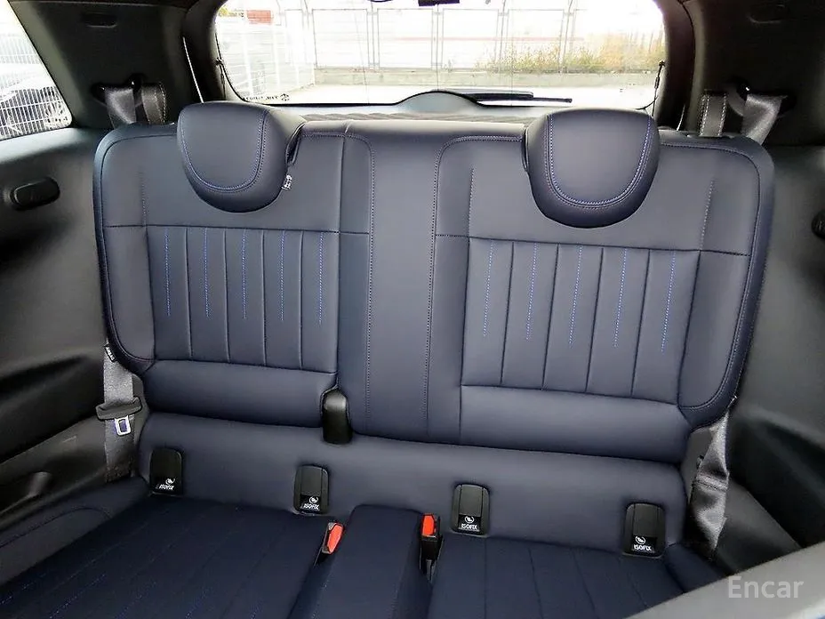 Mini Cooper 2025 SE Favoured