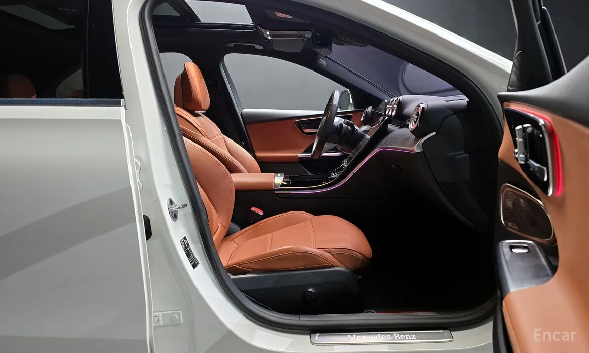 Mercedes-Benz C-Class 2022 C200 4MATIC Avantgarde